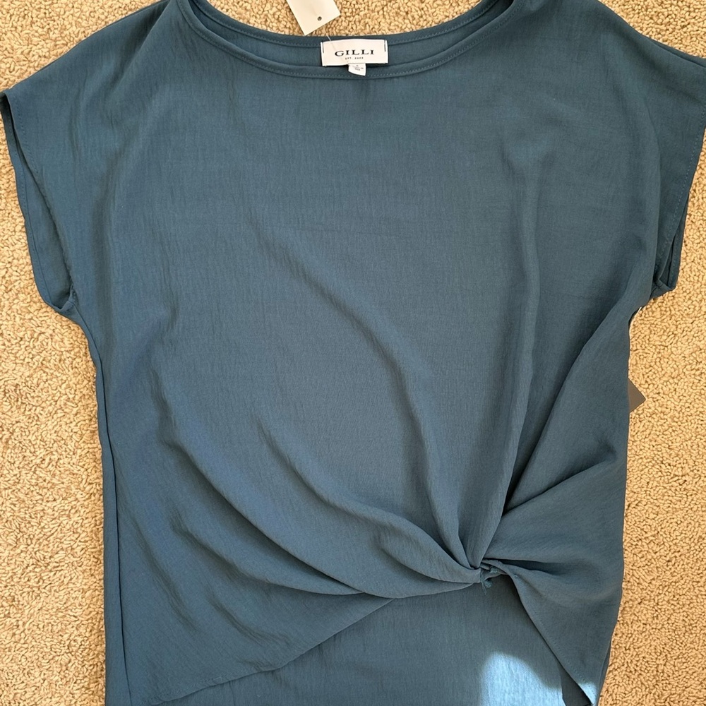 Gilli Women's Blue Twist Knot Top